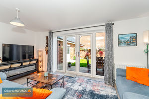 Living Area- click for photo gallery